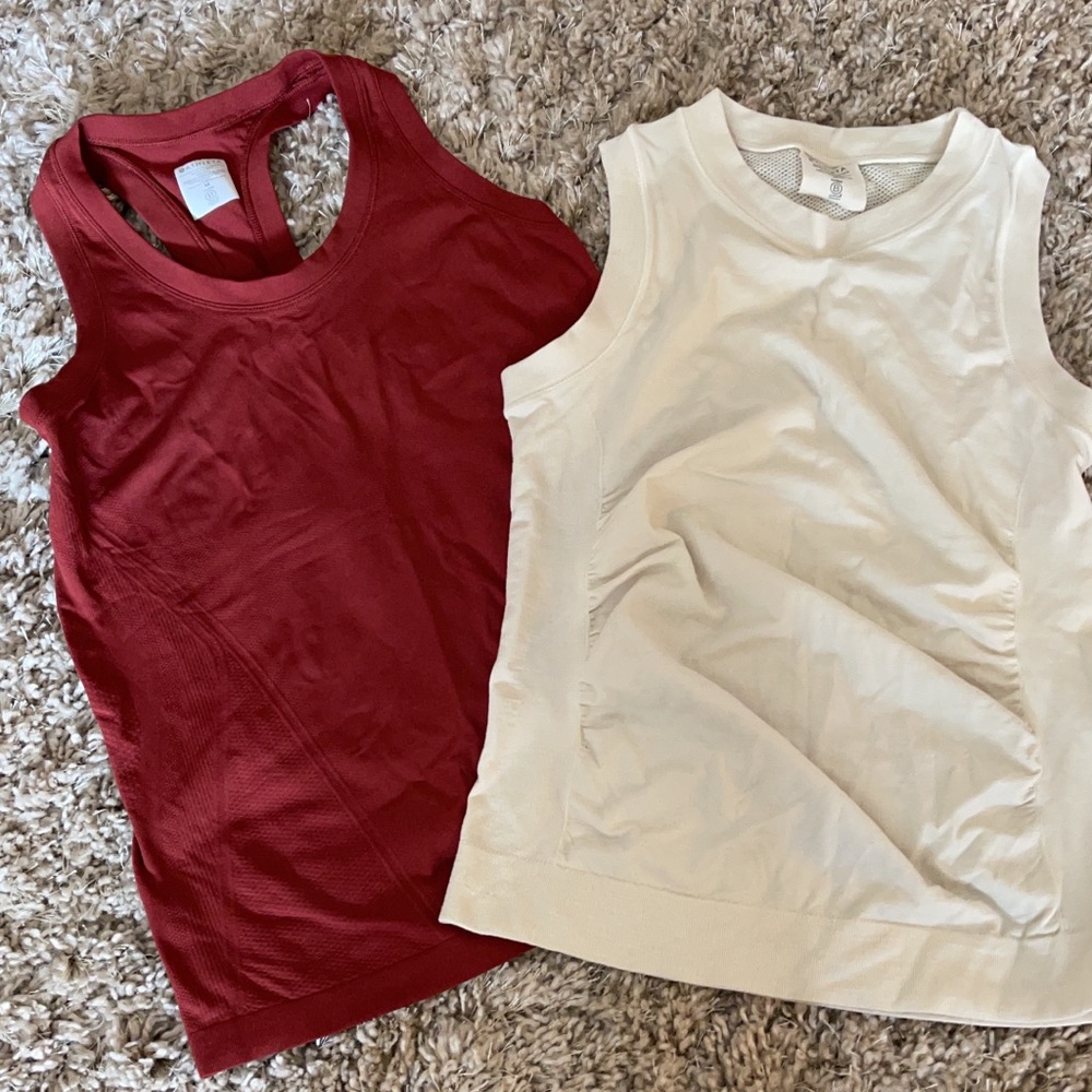 Athleta tanks size medium VGUC